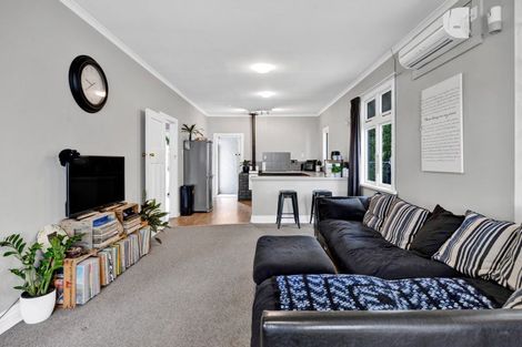 Photo of property in 6 Percy Avenue, Stratford, 4332