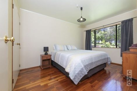 Photo of property in 166 Rimmer Road, Helensville, 0875