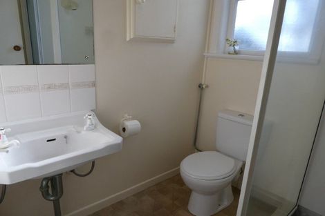 Photo of property in 29 Grove Road, Kelburn, Wellington, 6012