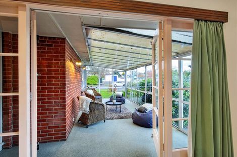 Photo of property in 184 Condell Avenue, Papanui, Christchurch, 8053