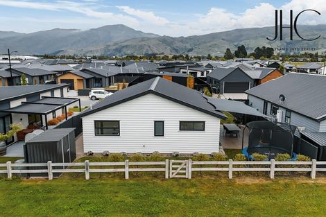 Photo of property in 11 Dawkins Street, Cromwell, 9310