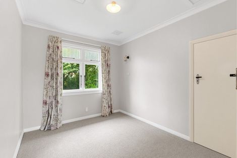 Photo of property in 70 Jickell Street, Hokowhitu, Palmerston North, 4410
