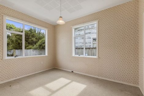 Photo of property in 51 Brook Street, Waterloo, Lower Hutt, 5011