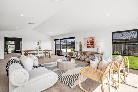 Photo of property in 17 Angus Place, Rangiora, 7400