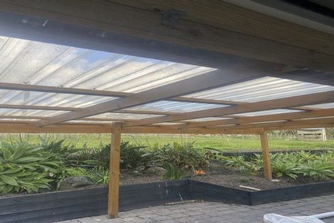 Photo of property in 10 Merewhira Road, Paremoremo, Albany, 0793