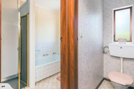 Photo of property in 15 Hilden Place, Hilltop, Taupo, 3330