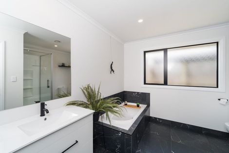 Photo of property in 6 Ngaio Street, West End, Palmerston North, 4412
