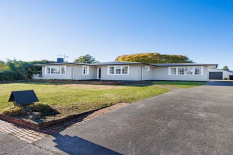 Photo of property in 8 Norwich Place, Awapuni, Palmerston North, 4412