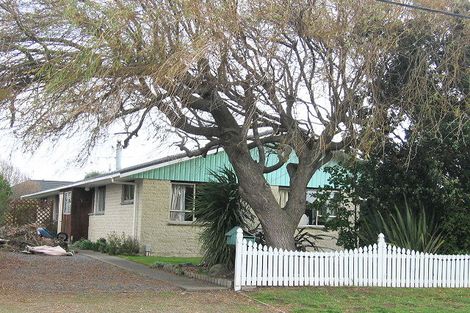 Photo of property in 20 Mahana Road, Paraparaumu Beach, Paraparaumu, 5032