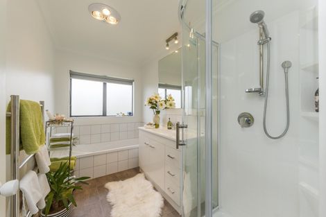 Photo of property in 5 Windsor Street, Terrace End, Palmerston North, 4410