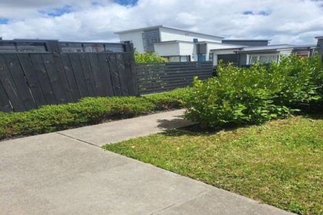 Photo of property in 14 Raranga Lane, Hobsonville, Auckland, 0616