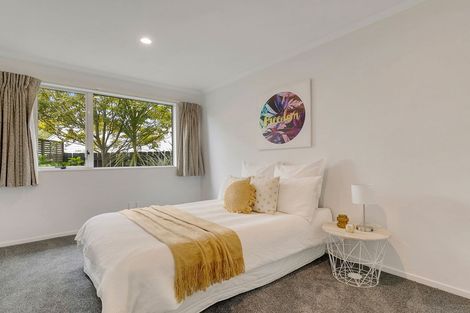 Photo of property in 63a Larsen Crescent, Tawa, Wellington, 5028