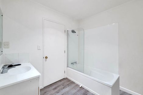 Photo of property in 53 Pooks Road, Ranui, Auckland, 0612