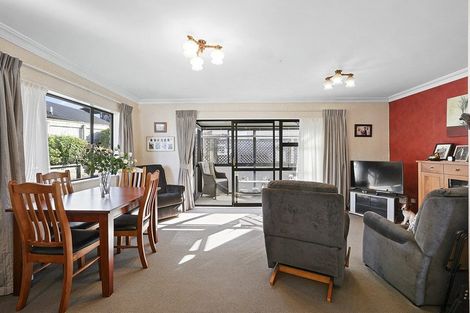 Photo of property in 1/30 Whiteley Street, Moturoa, New Plymouth, 4310