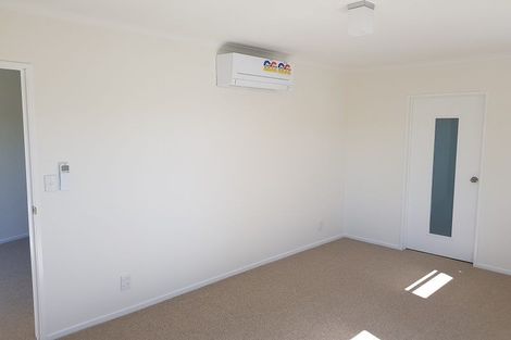 Photo of property in 55 Kenderdine Road, Papatoetoe, Auckland, 2025