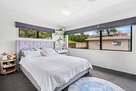 Photo of property in 45 John Dee Crescent, Red Beach, 0932