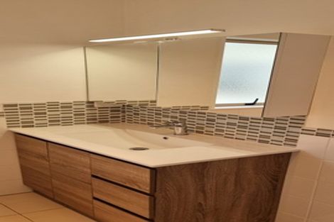 Photo of property in 37 Innisowen Place, Flat Bush, Auckland, 2019