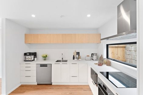 Photo of property in 14/4 Tawhai Street, Stokes Valley, Lower Hutt, 5019