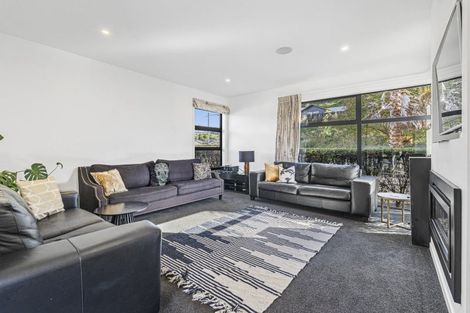Photo of property in 13 Fernbrook Drive, Hurworth, New Plymouth, 4310