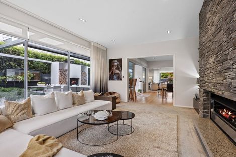 Photo of property in 10 Royds Street, Fendalton, Christchurch, 8014