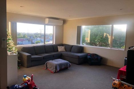 Photo of property in 3 Exotic Place, Massey, Auckland, 0614