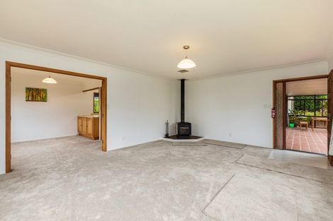 Photo of property in 232a Old Titirangi Road, Titirangi, Auckland, 0604