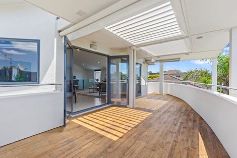Photo of property in 1008 Papamoa Beach Road, Papamoa Beach, Papamoa, 3118
