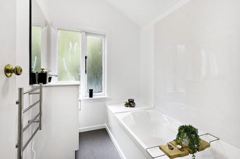 Photo of property in 49 Barnard Street, Wadestown, Wellington, 6012