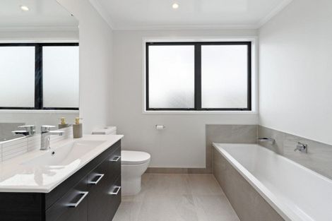 Photo of property in 14 Rangihina Road, Hobsonville, Auckland, 0616