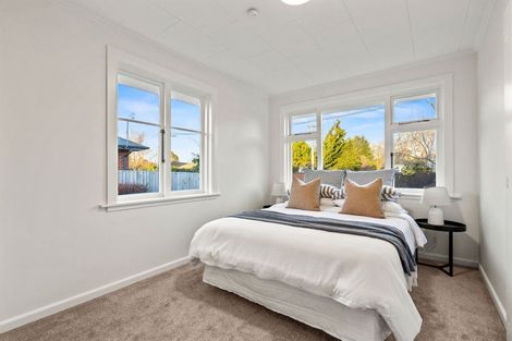 Photo of property in 51 Liverton Crescent, Bishopdale, Christchurch, 8053