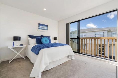 Photo of property in 17 Woodford Avenue, Woodend, 7610