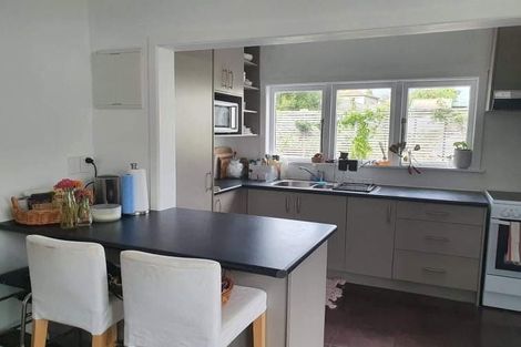 Photo of property in 59 Woodside Road, Massey, Auckland, 0614