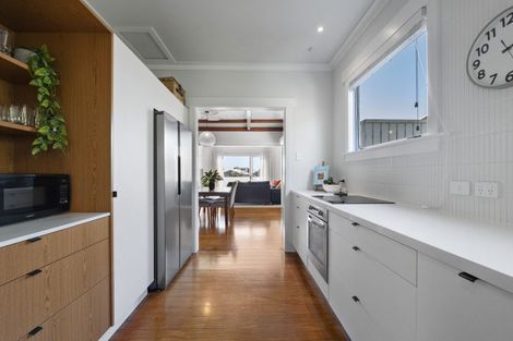 Photo of property in 26 Mclean Street, Strandon, New Plymouth, 4312