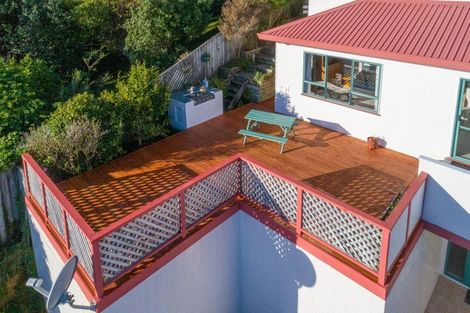 Photo of property in 83f2 Townsend Road, Miramar, Wellington, 6022