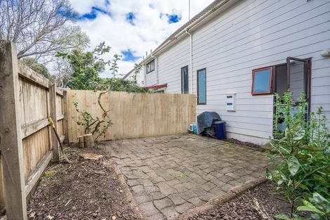 Photo of property in 14/19a Gray Avenue, Mangere East, Auckland, 2024