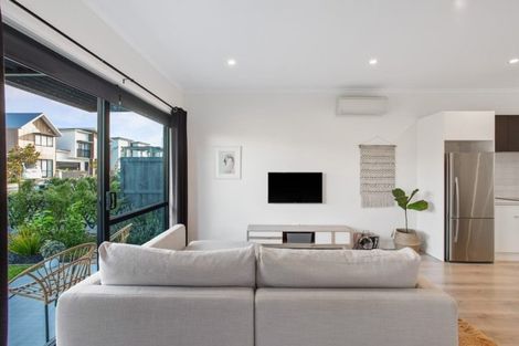 Photo of property in 7 Grey Warbler Road, Hobsonville, Auckland, 0616