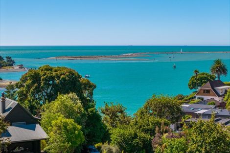 Photo of property in 8 The Cliffs, Britannia Heights, Nelson, 7010
