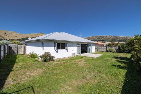 Photo of property in 72 Mauger Drive, Heathcote Valley, Christchurch, 8022