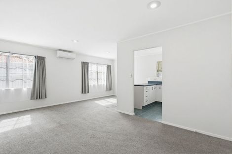 Photo of property in 18a Starforth Place, Henderson, Auckland, 0612