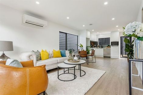 Photo of property in 4/20 Metcalfe Road, Ranui, Auckland, 0612