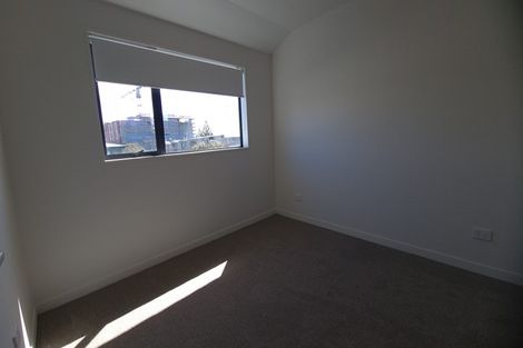 Photo of property in 15 Walsall Street, Addington, Christchurch, 8024