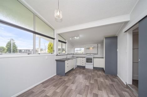 Photo of property in 22 Iredale Road, Hawera, 4610