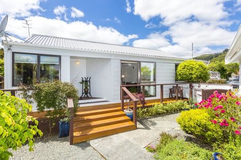 Photo of property in 30f1- Maclean Street, Wallaceville, Upper Hutt, 5018