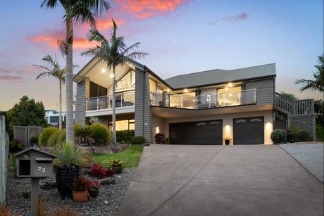 Photo of property in 22 Haden Place, Omokoroa, 3114