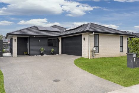Photo of property in 7 Livingstone Drive, Papamoa Beach, Papamoa, 3118
