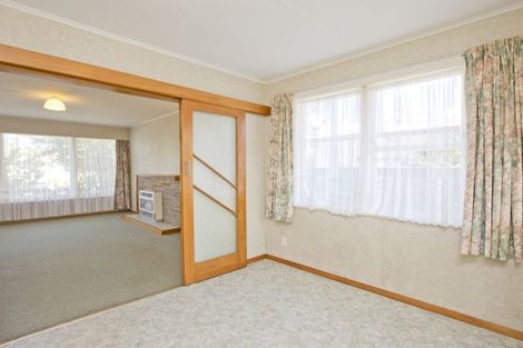 Photo of property in 17 Douglas Street, West End, Palmerston North, 4412