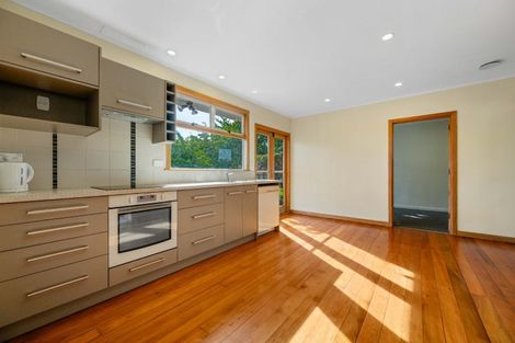 Photo of property in 4 Milson Line, Roslyn, Palmerston North, 4414