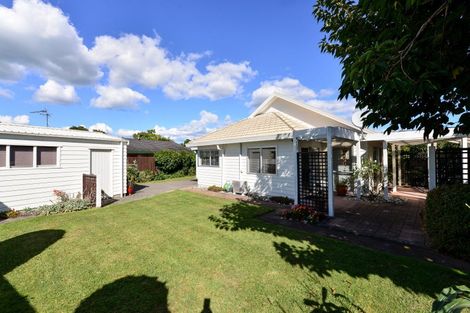 Photo of property in 35 Halyard Close, Flagstaff, Hamilton, 3210