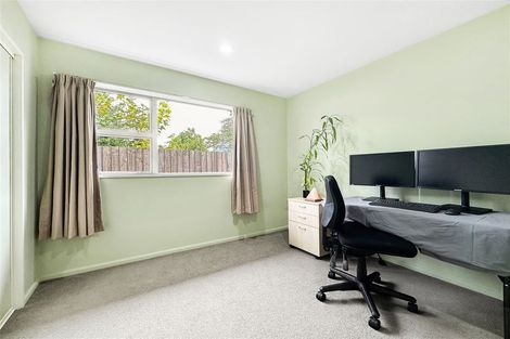 Photo of property in 4 Norwich Street, Linwood, Christchurch, 8062