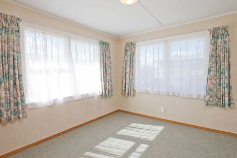 Photo of property in 17 Douglas Street, West End, Palmerston North, 4412
